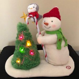 Hallmark Jingle Pals 2010 Trimming the Tree